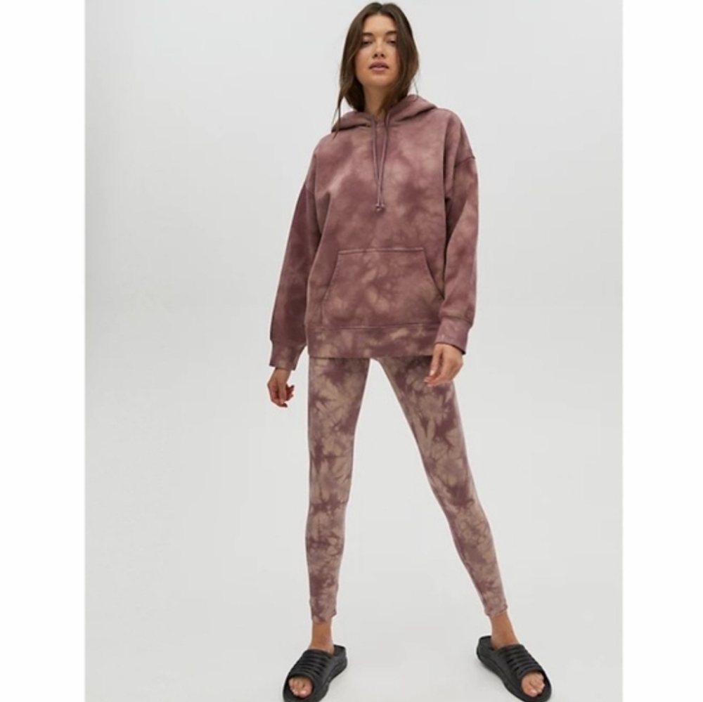 Aritzia TNA Cozy AF Fleece Tie Dye Oversized Hoody Size 3